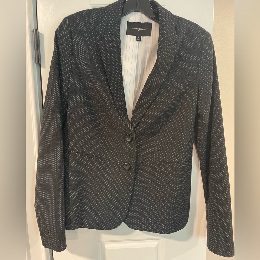 Banana Republic Black & White polka dot blazer, size 4
